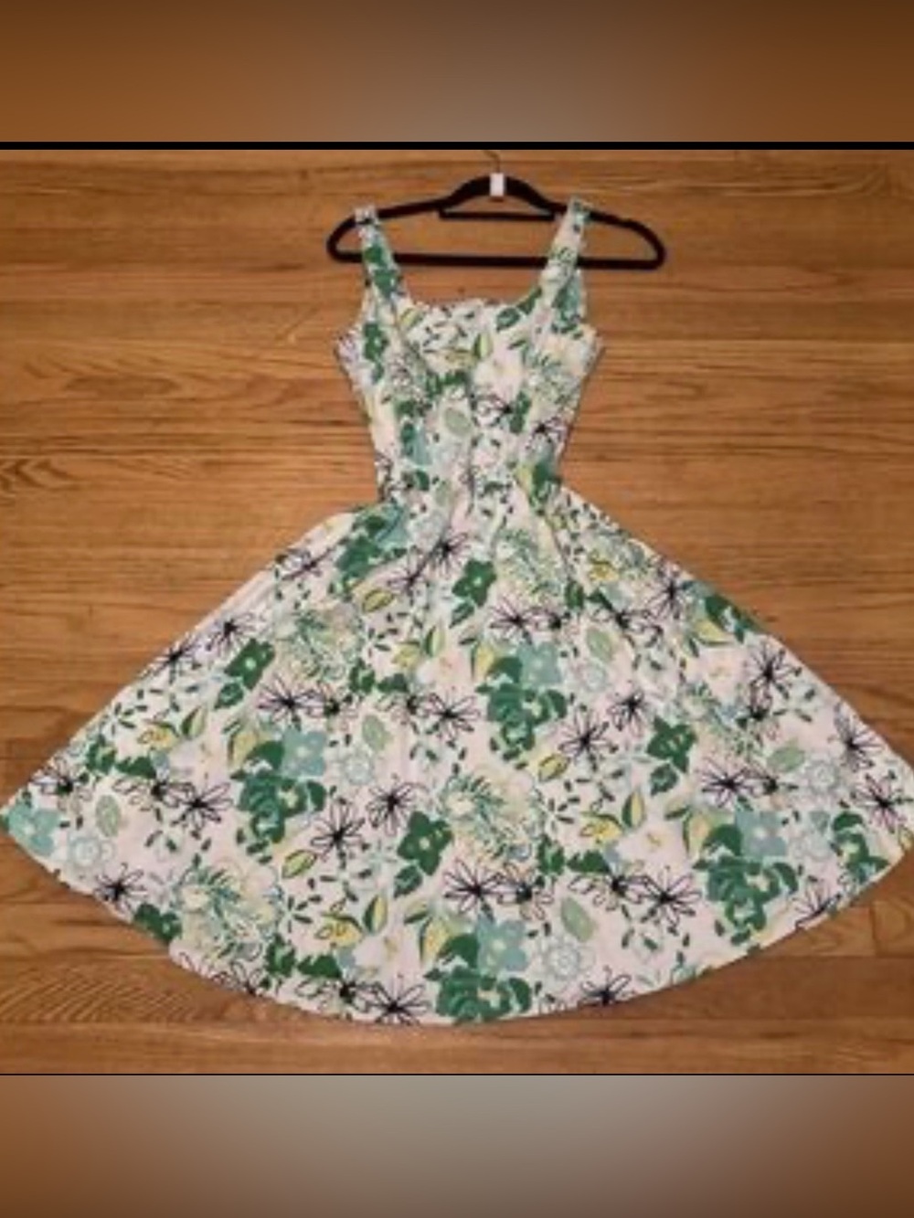 Plus size City Chic Green and White Floral Midi Fit-and-Flare Dress